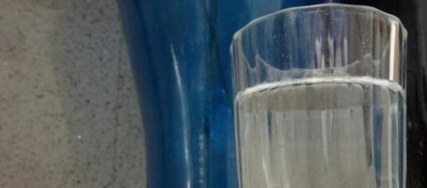 É viável consumir água em excesso? É viável consumir água em excesso?