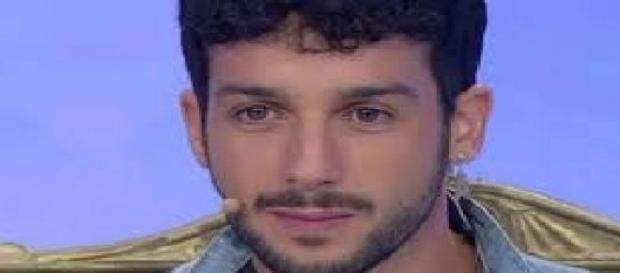 Uomini e Donne 8/12/2014: Jonas non ha scelto Uomini e Donne 8/12/2014: Jonas non ha scelto