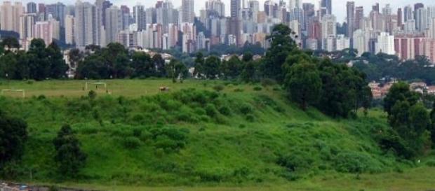 Classes sociais cada vez mais distantes Classes sociais cada vez mais distantes