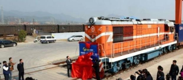 El primer tren comercial de China a España El primer tren comercial de China a España