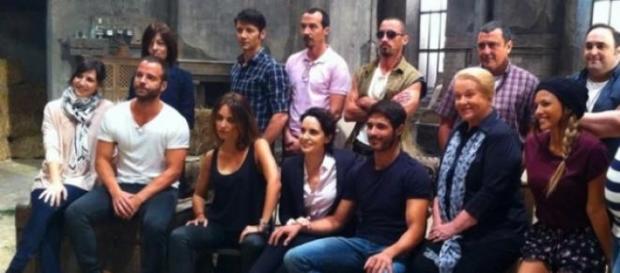 Elenco de actores de la serie Rabia. Elenco de actores de la serie Rabia.