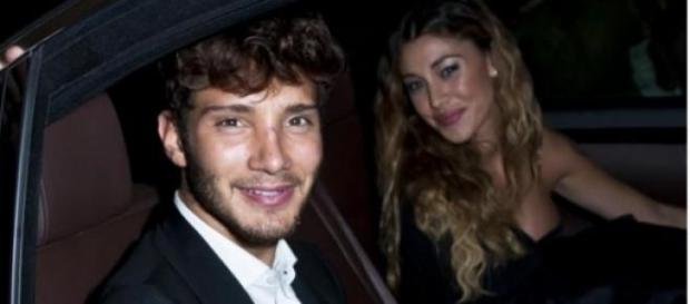 Isola dei famosi: Stefano vuole fare l'inviato. Isola dei famosi: Stefano vuole fare l'inviato.