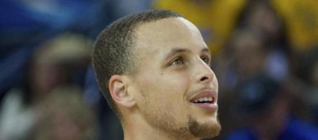 Stephen Curry MVP de la saison ? Stephen Curry MVP de la saison ?