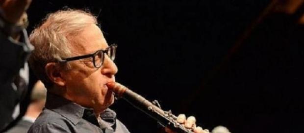 Woody Allen con su clarinete Woody Allen con su clarinete