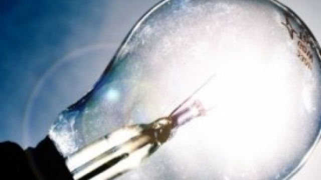 Risparmiare sulle bollette, soldi ed energia