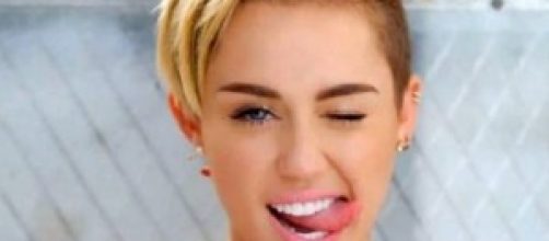 Miley Cyrus sempre pronta a dare scandalo