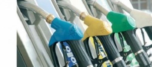 aumento prezzi benzina e gasolio