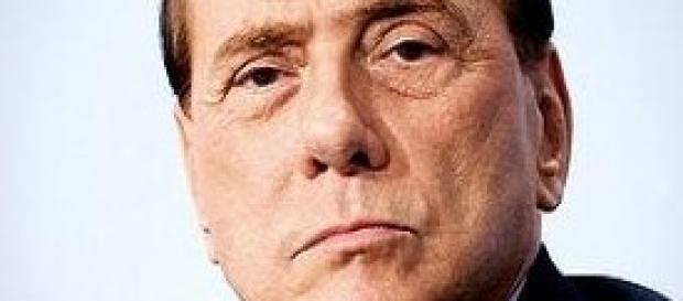 Centrodestra raggiunge il premio di maggioranza. Centrodestra raggiunge il premio di maggioranza.