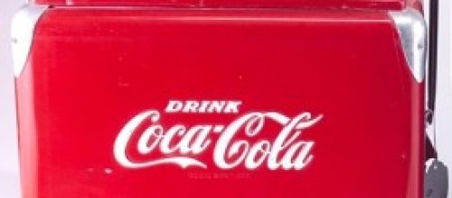 un dispancer della coca cola.