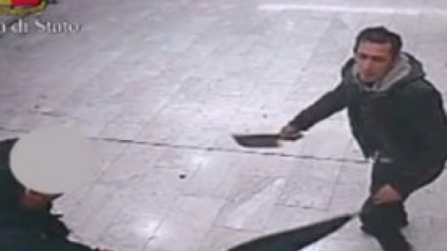 aggressione mannaia milano