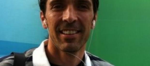 Crisi tra Buffon e la Seredova? Crisi tra Buffon e la Seredova?