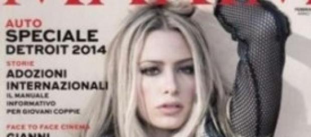 Martina Stella si spoglia su Maxim:foto senza veli Martina Stella si spoglia su Maxim:foto senza veli
