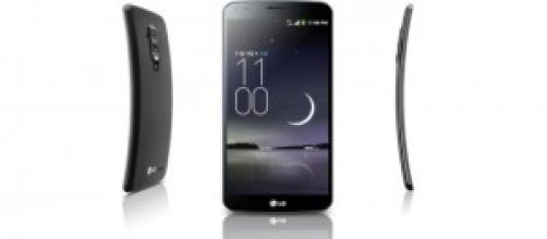 LG G Flex, lo smartphone dalle curve sinuose