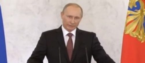 Putin sigla accordo per annessione Crimea