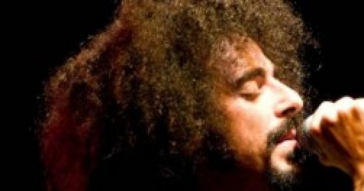 Il nuovo singolo di Caparezza le ispirazioni di 'Non me lo posso permettere'