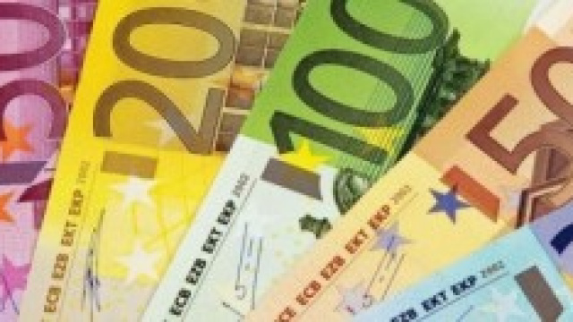 58% degli italiani rivuole la Lira, No all'Euro