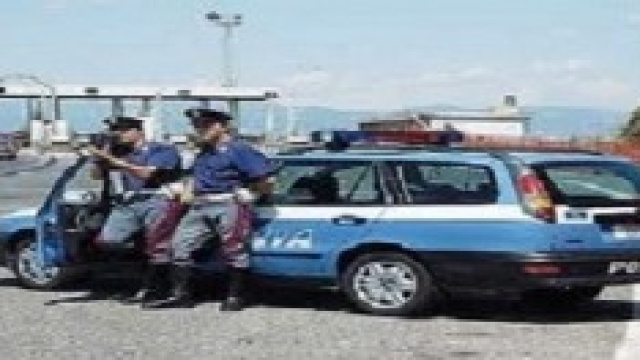 Si suicida gettandosi nel vuoto dal suo balcone