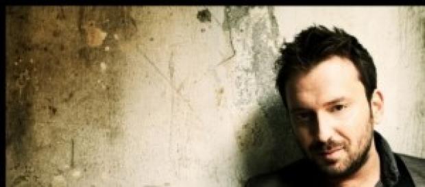 Cesare Cremonini. Fonte: www.radiotrip.it Cesare Cremonini. Fonte: www.radiotrip.it