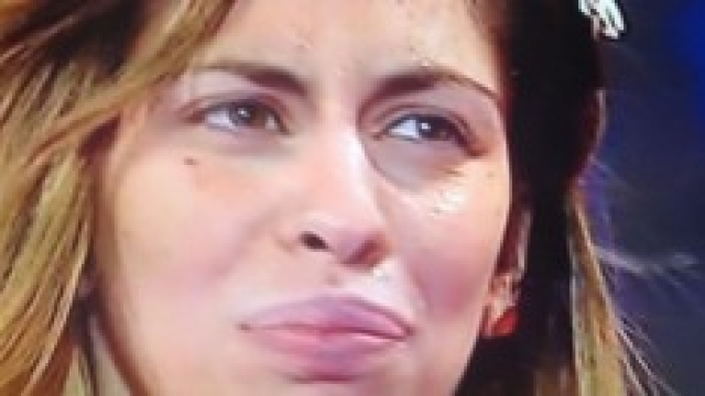 Angela Viviani fuori di seno