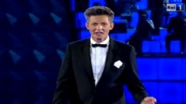 Fiorello, notte tranquilla in ospedale