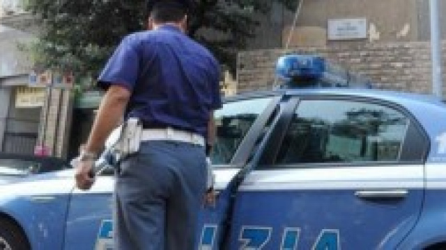 Polizia indaga su delitto di madre e figlio