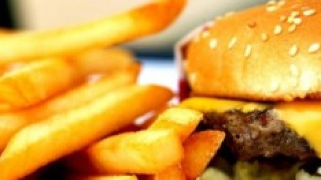 Cinque alimenti nocivi per il nostro cervello