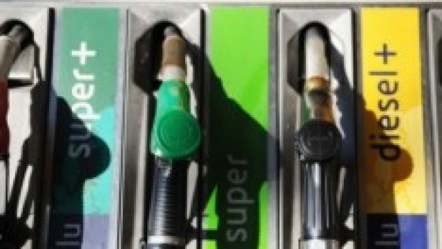 Prezzi della benzina aumentano