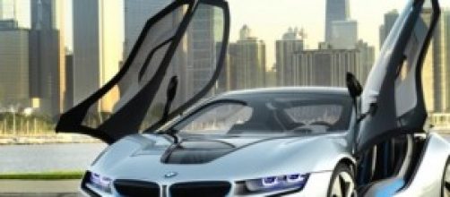 BMW i8: nuova uscita, caratteristiche e prezzo