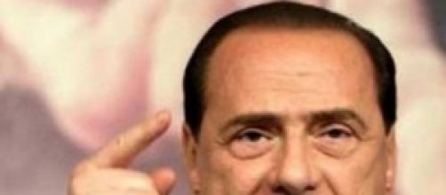 Berlusconi ai servizi sociali.