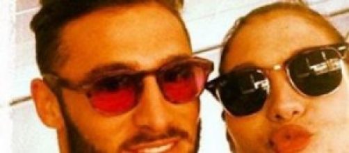 Tommaso e Flavia selfie da single