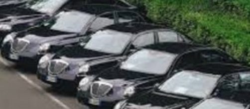 auto blu messe all'asta dal governo