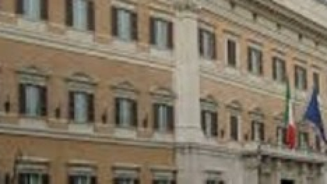 Due per mille ai partiti politici