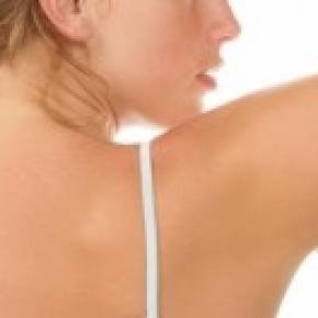 Sudorazione eccessiva e maleodorante: cosa fare? Deodoranti per odori forti