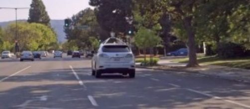 Google, arriva 'self-driving car'