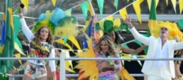 Jennifer Lopez, Pitbull e Claudia Leitte Jennifer Lopez, Pitbull e Claudia Leitte