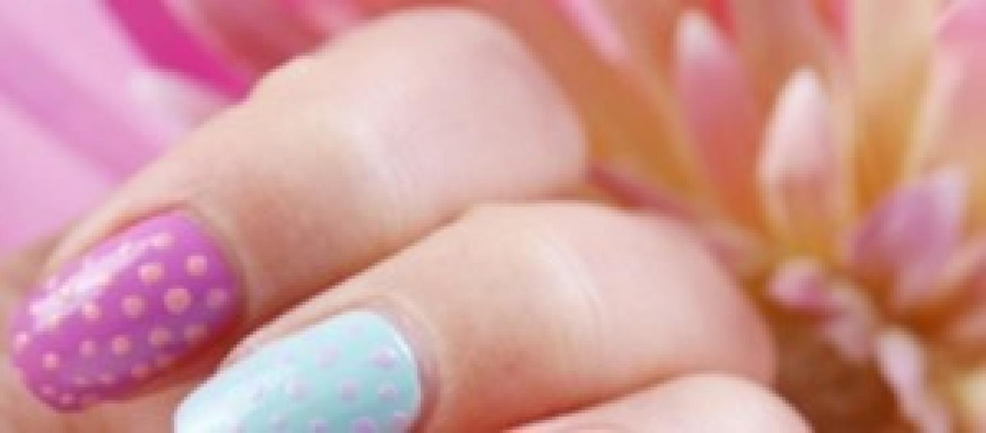 Tendenze nail art e unghie primavera estate 2014 colori smalti e French Manicure