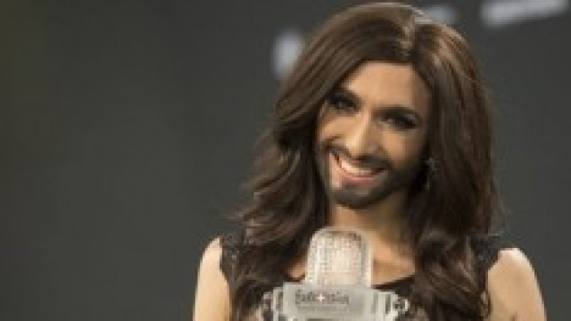 Apertura dal mondo della Chiesa per Conchita?