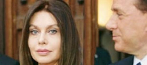 La Lario ex di Berlusconi e il servizio su Chi La Lario ex di Berlusconi e il servizio su Chi