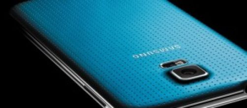 Samsung galaxy s5 (electric blue)