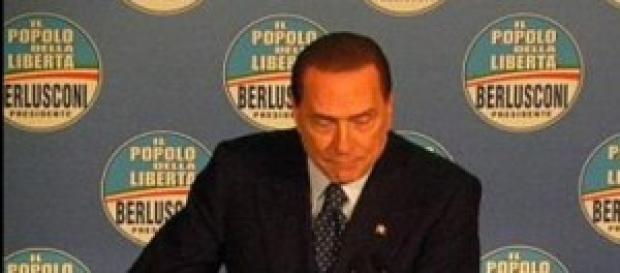 Berlusconi contro Grillo - FOTO MIA Berlusconi contro Grillo - FOTO MIA