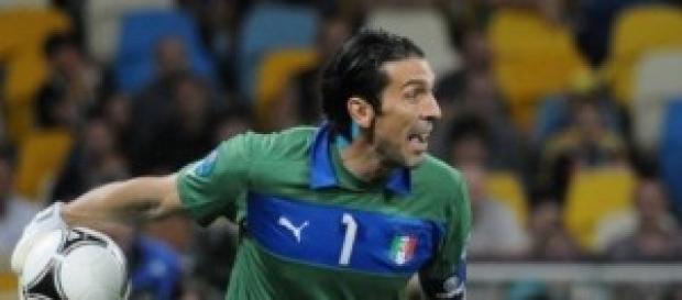 Gigi Buffon e Alena Seredova si separano Gigi Buffon e Alena Seredova si separano