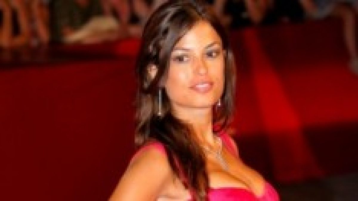 Sara Tommasi, condannato produttore film a luci rosse per violenza sulla  showgirl