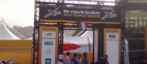 Ingresso nello stand dello Skydive Dubai