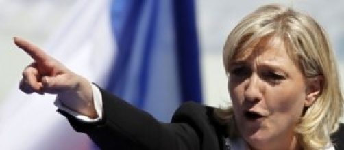 Le Pen promette il referendum anti-Europa.