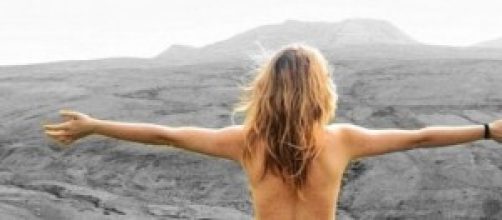 Topless Tour, ragazze in libertà