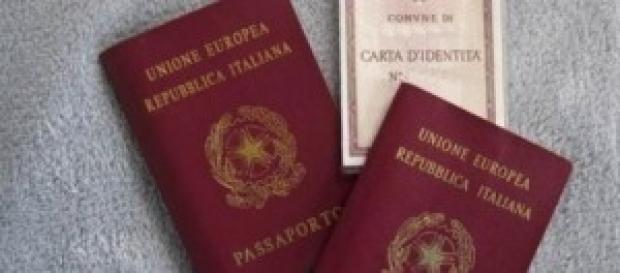 Governo Renzi, passaporto più caro Governo Renzi, passaporto più caro