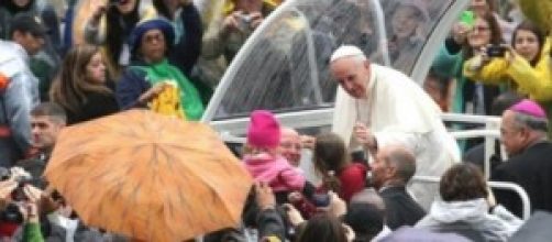 Papa Francesco incontra 500 bambini.