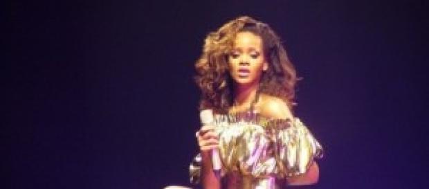 Rihanna, cacciata da Instagram Rihanna, cacciata da Instagram