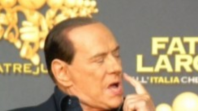 Berlusconi: via dall'euro - FOTO MIA