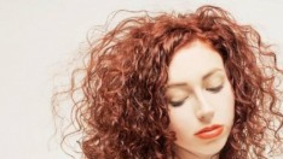 Permanente capelli mossi prima e dopo Permanente capelli mossi prima e dopo